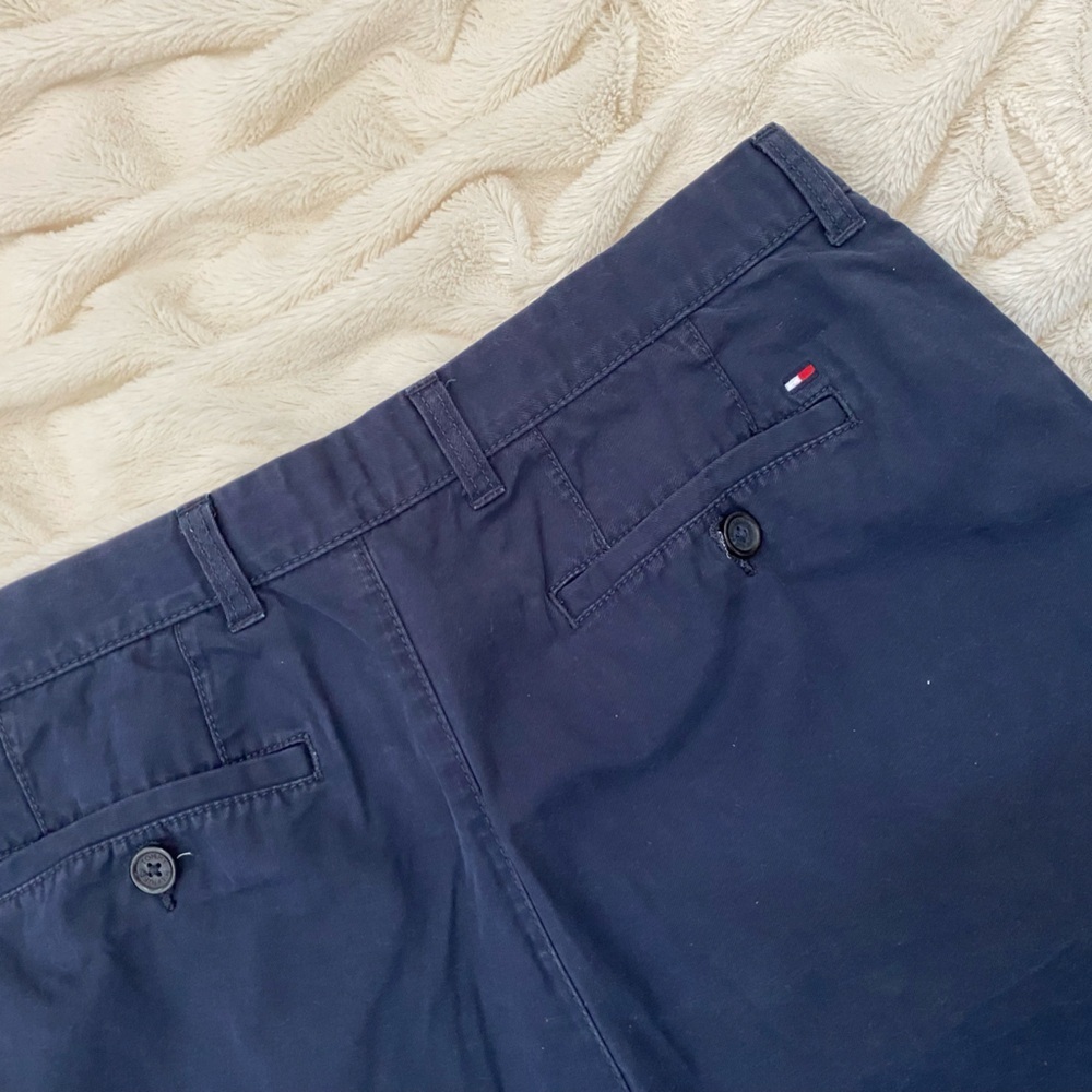 Tommy Hilfiger chino bermuda navy shorts - Picture 3 of 6